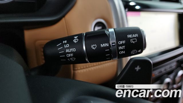 Land Rover Discovery 3.0 SD6 HSE Luxury