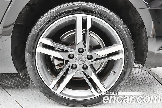 Audi A4 40 TFSI Premium