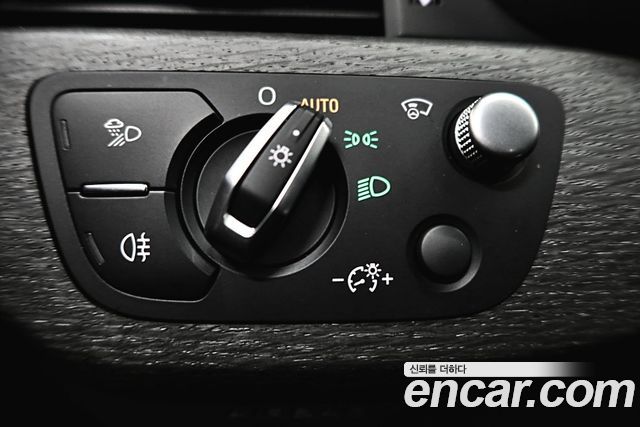 Audi A4 40 TFSI Premium