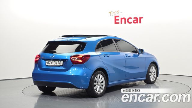 Mercedes-Benz A-Class A200