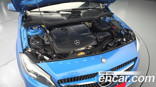 Mercedes-Benz A-Class A200
