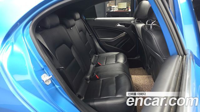 Mercedes-Benz A-Class A200