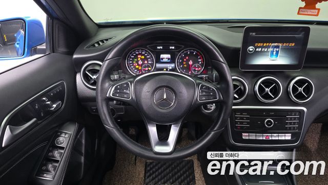 Mercedes-Benz A-Class A200