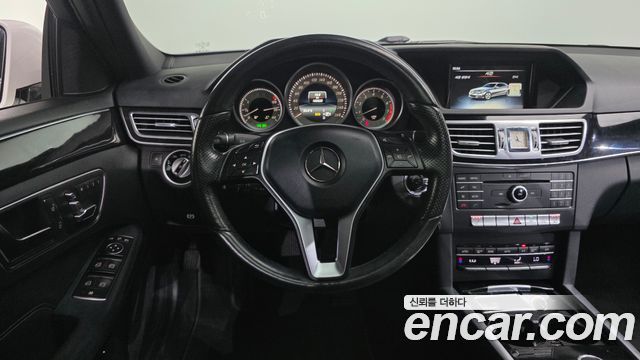 Mercedes-Benz E-Class E200 Avantgarde