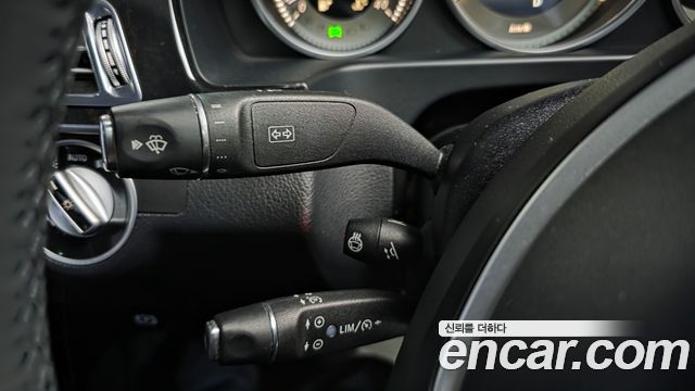 Mercedes-Benz E-Class E200 Avantgarde