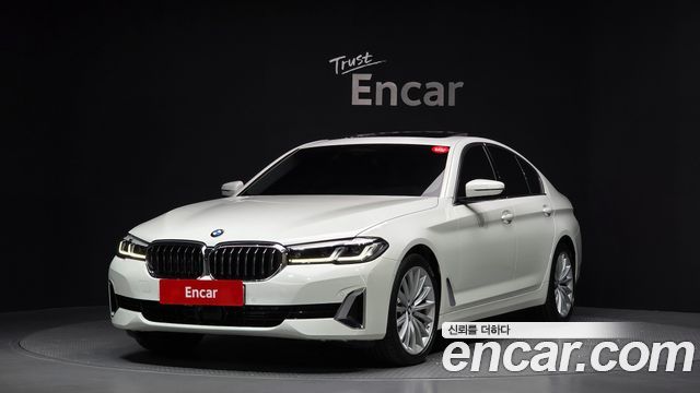 BMW 5-Series 530i Luxury