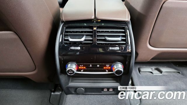 BMW 5-Series 530i Luxury