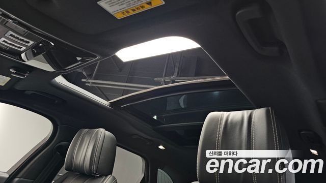 Land Rover Range Rover Velar 3.0 D300 R-Dynamic HSE