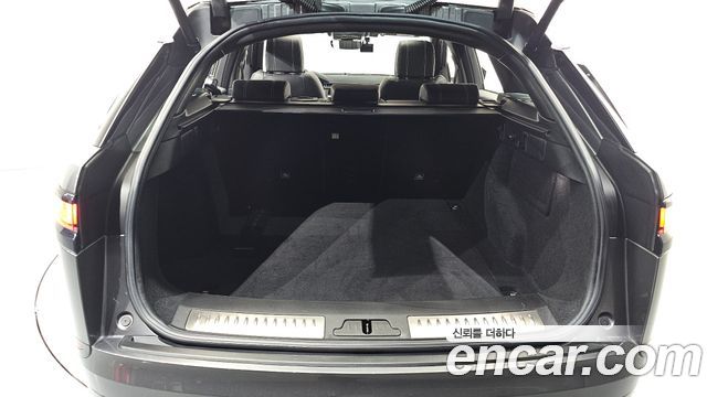 Land Rover Range Rover Velar 3.0 D300 R-Dynamic HSE