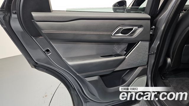 Land Rover Range Rover Velar 3.0 D300 R-Dynamic HSE