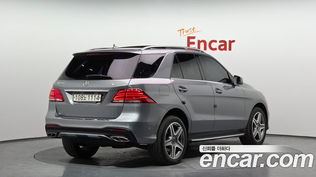 Mercedes-Benz GLE-Class GLE350 d 4MATIC