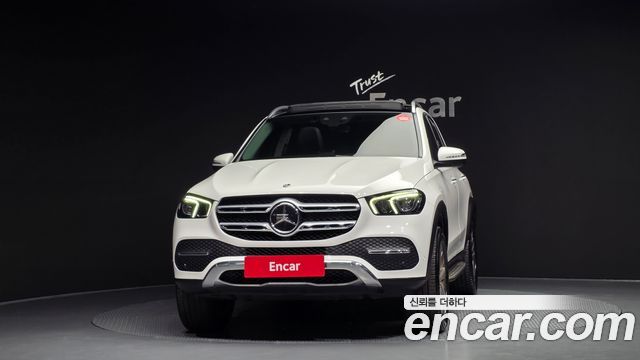 Mercedes-Benz GLE-Class GLE300d 4MATIC