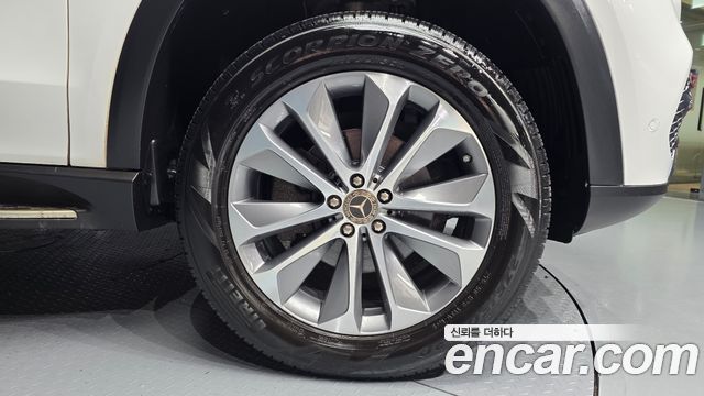 Mercedes-Benz GLE-Class GLE300d 4MATIC