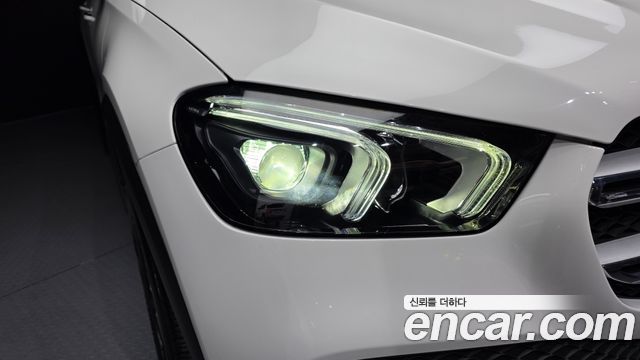 Mercedes-Benz GLE-Class GLE300d 4MATIC