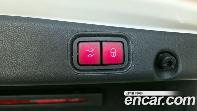 Mercedes-Benz E-Class E300 4MATIC Exclusive
