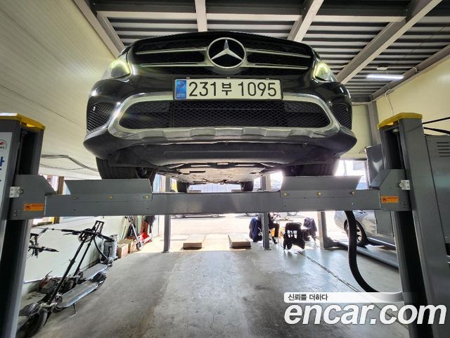 Mercedes-Benz GLC-Class GLC220 d 4MATIC Premium