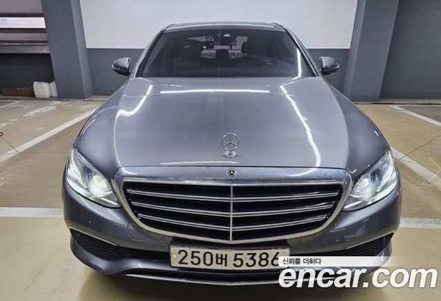 Mercedes-Benz E-Class E220d Exclusive