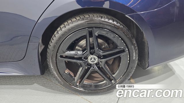Mercedes-Benz CLS-Class CLS300d AMG Line