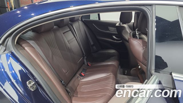 Mercedes-Benz CLS-Class CLS300d AMG Line