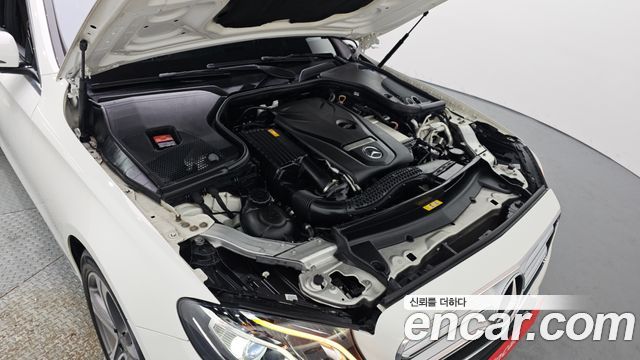 Mercedes-Benz E-Class E300 Avantgarde