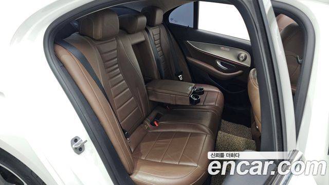 Mercedes-Benz E-Class E300 Avantgarde