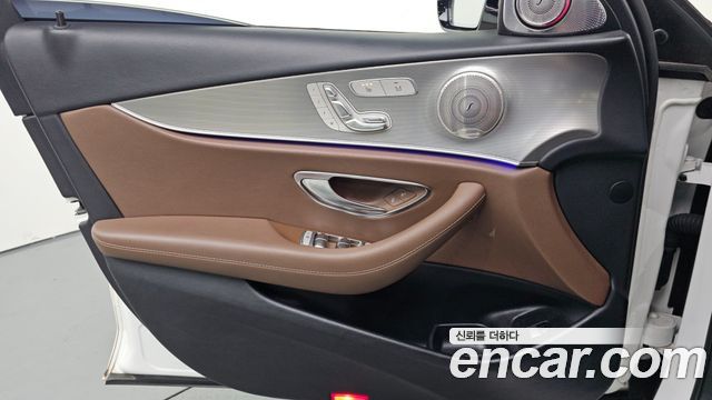 Mercedes-Benz E-Class E300 Avantgarde