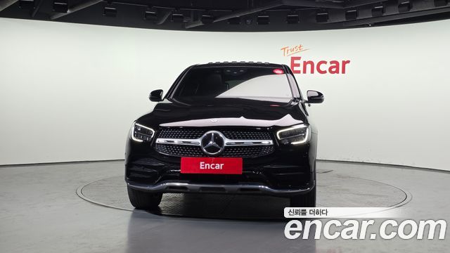 Mercedes-Benz GLC-Class GLC300e 4MATIC Coupe