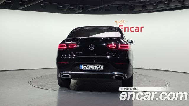 Mercedes-Benz GLC-Class GLC300e 4MATIC Coupe