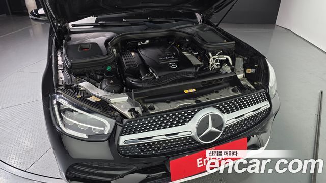 Mercedes-Benz GLC-Class GLC300e 4MATIC Coupe