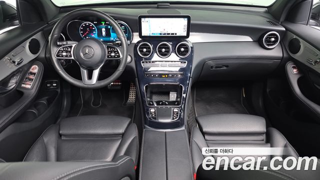 Mercedes-Benz GLC-Class GLC300e 4MATIC Coupe