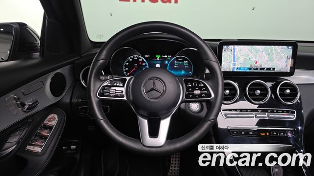 Mercedes-Benz GLC-Class GLC300e 4MATIC Coupe