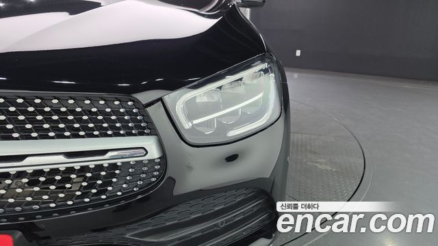 Mercedes-Benz GLC-Class GLC300e 4MATIC Coupe