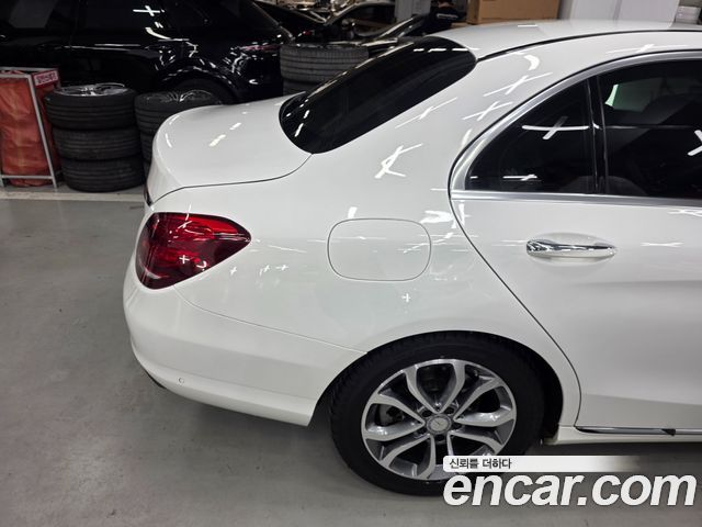 Mercedes-Benz C-Class C220 d Avantgarde