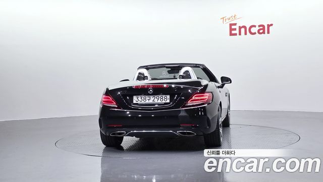 Mercedes-Benz SLC-Class SLC200