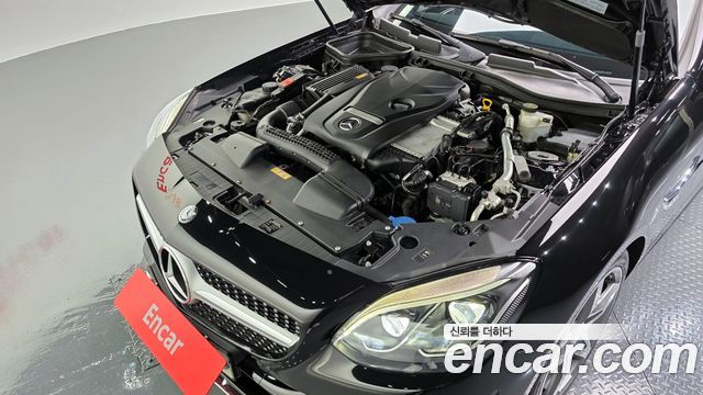 Mercedes-Benz SLC-Class SLC200