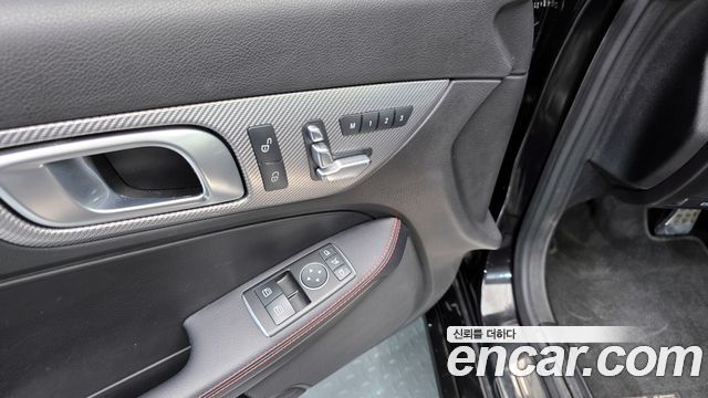 Mercedes-Benz SLC-Class SLC200