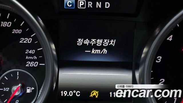 Mercedes-Benz SLC-Class SLC200