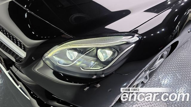 Mercedes-Benz SLC-Class SLC200
