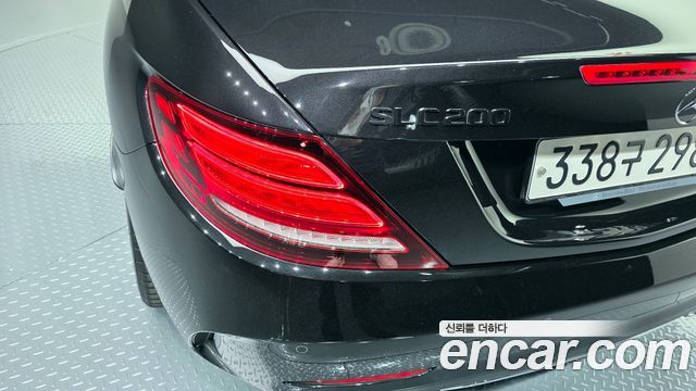 Mercedes-Benz SLC-Class SLC200
