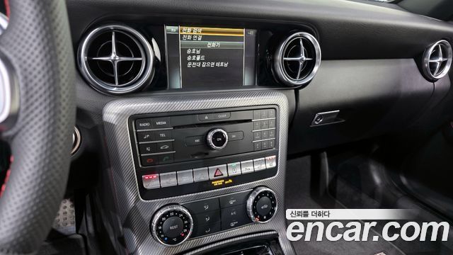 Mercedes-Benz SLC-Class SLC200