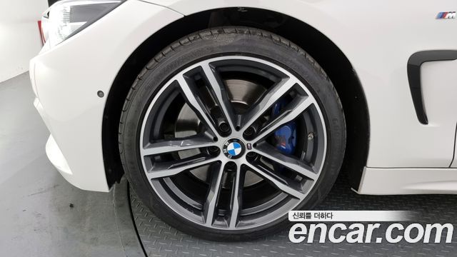 BMW 4-Series 430i M Sport Convertible