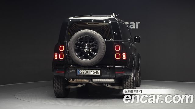 Land Rover Defender 90 D250 XS Edition