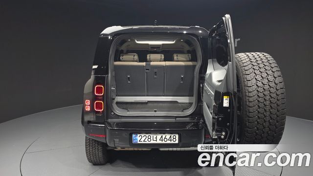 Land Rover Defender 90 D250 XS Edition