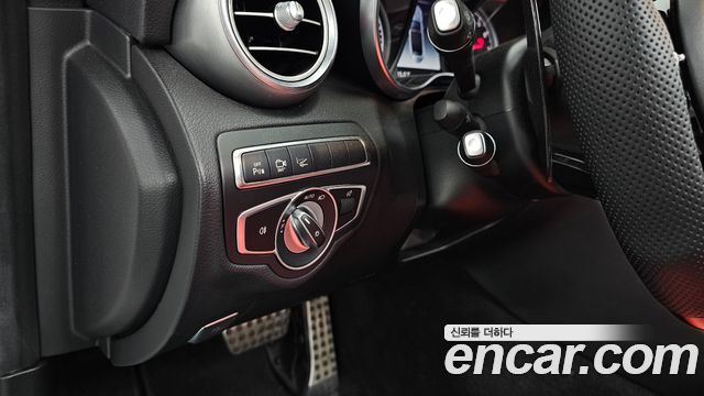 Mercedes-Benz C-Class C63 AMG Cabriolet