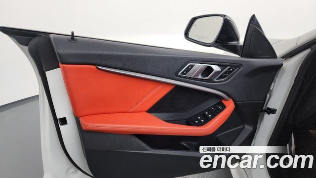 BMW 2-Series M235i xDrive
