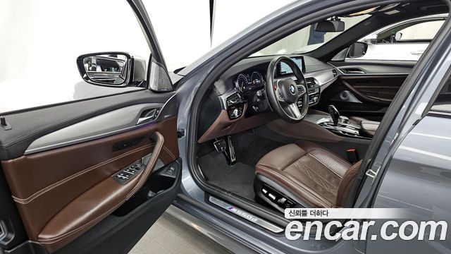 BMW 5-Series M550d xDrive