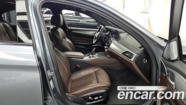 BMW 5-Series M550d xDrive