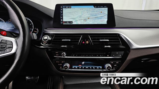 BMW 5-Series M550d xDrive