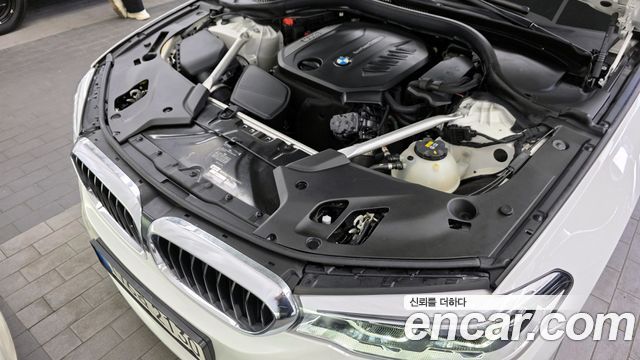 BMW 5-Series 520d M Sport Package Plus