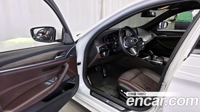 BMW 5-Series 520d M Sport Package Plus